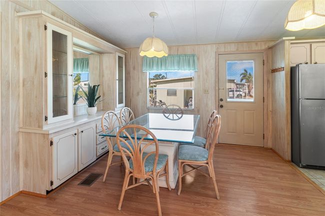 4609 10 Th Street Ct E, House other with 2 bedrooms, 2 bathrooms and null parking in ELLENTON FL | Image 8