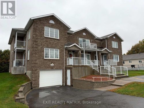 18-5 Marcel Street, Russell, ON, K0A1W0 | Card Image