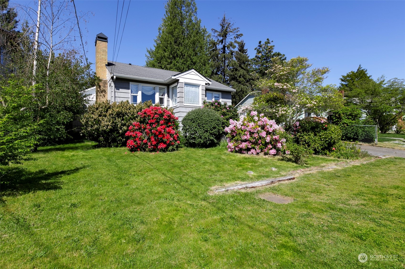 Park Ave, Seattle, WA 98133