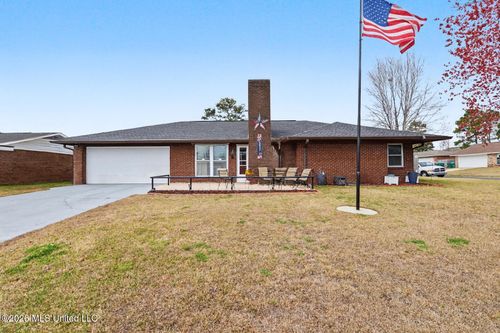 12 Wingate Dr, Gulfport, MS, 39503-3015 | Card Image