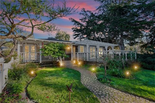 193 Main St, Morro Bay, CA, 93442-2712 | Card Image