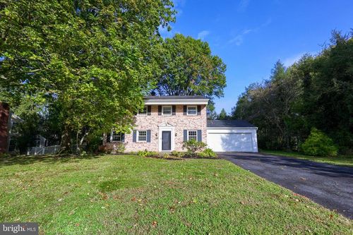 2607 Hazelwood Rd, LANCASTER, PA, 17601-4807 | Card Image
