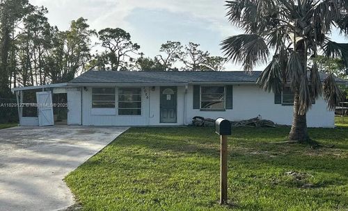 2026 Pennsylvania Ave, ENGLEWOOD, FL, 34224-5533 | Card Image