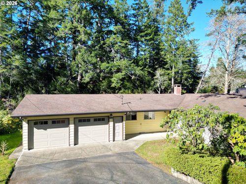 5635 Martin Rd, Florence, OR, 97439 | Card Image
