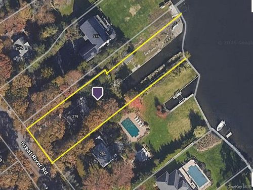 279 Great River Road, Islip, NY, 11739 | Card Image