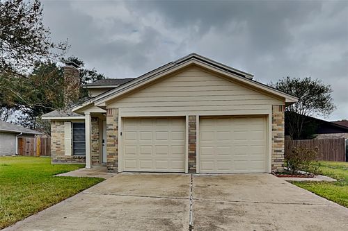 3103 Heritage Green Dr, Pearland, TX, 77581-4407 | Card Image