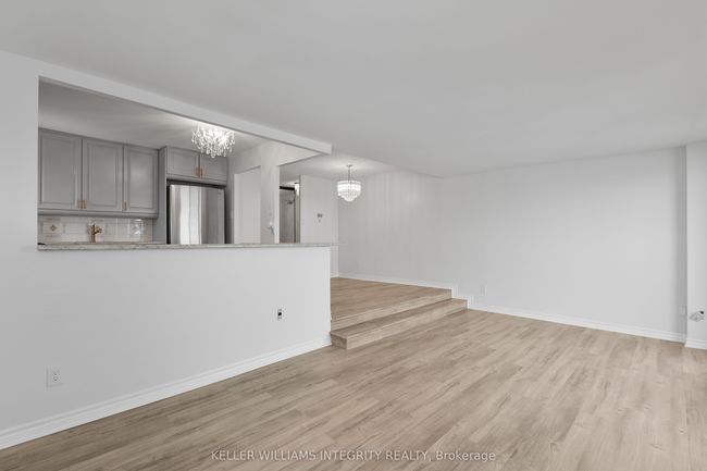 1603 - 1081 Ambleside Drive, Condo with 2 bedrooms, 1 bathrooms and null parking in Woodroffe ON | Image 16