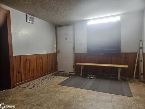 612 Park Ave, Webster City, IA, 50595-1638 | Card Image