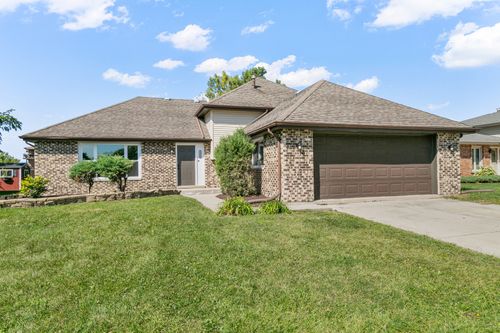 19520 Lake Lynwood Dr, Lynwood, IL, 60411-1421 | Card Image