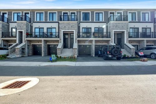 26-383 Dundas St E, Hamilton, ON, L8B1X6 | Card Image
