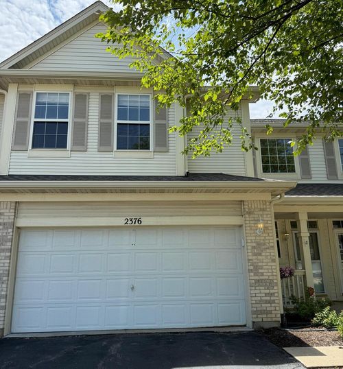 2376 Sunrise Ct, Aurora, IL, 60503-6748 | Card Image