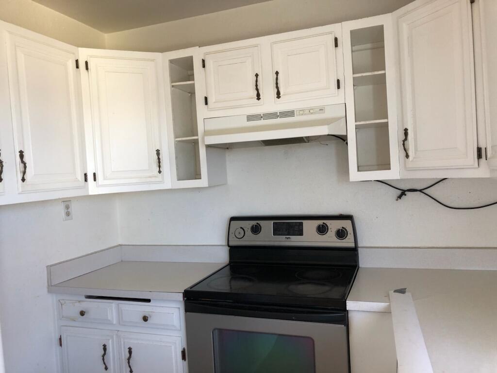 Jeremy Dr, California City, CA 93505