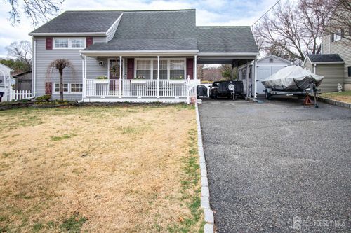 31 Hillsdale Rd, East Brunswick, NJ, 08816-4317 | Card Image