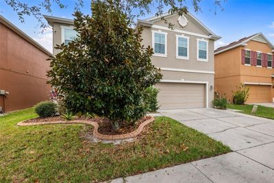 20213 Autumn Fern Avenue, House other with 5 bedrooms, 3 bathrooms and null parking in Tampa FL | Image 3