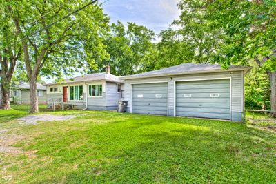 1733 S Dequincy Street, House other with 3 bedrooms, 1 bathrooms and null parking in Indianapolis IN | Image 3