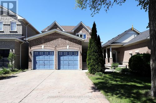 9 Split Rail Rd, Brampton, ON, L6X4S1 | Card Image