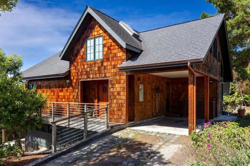 401 Avenue Del Oro, El Granada, CA, 94018-8063 | Card Image