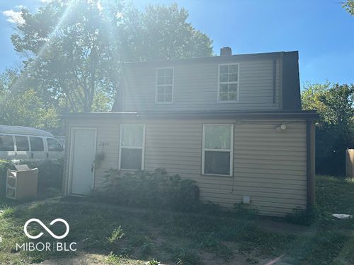 2040 N Exeter Ave, Indianapolis, IN, 46222-2427 | Card Image