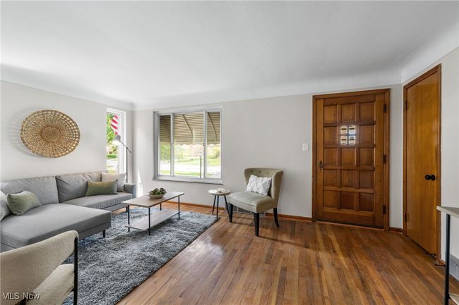 1507 Winchester Rd, House other with 3 bedrooms, 2 bathrooms and null parking in Lyndhurst OH | Image 4