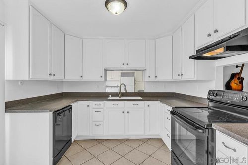 unit-3-888 Cherrywood Way, El Cajon, CA, 92021-5512 | Card Image