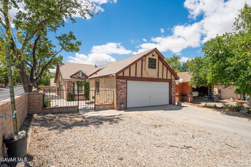 37603 Melton Ave, Palmdale, CA, 93550-6925 | Card Image