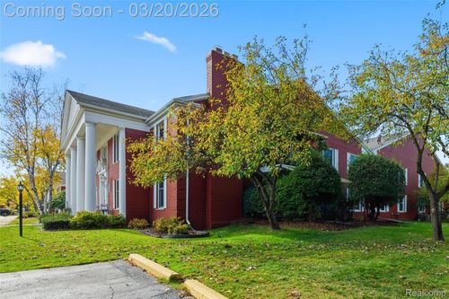 apt-107-19710 W 13 Mile Rd, Beverly Hills, MI, 48025-5169 | Card Image