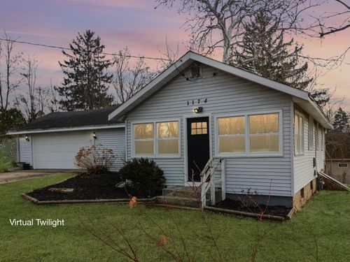 N1174 Rosewood Dr, Genoa City, WI, 53128-1862 | Card Image