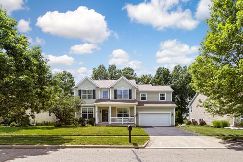 8218 Wildflower Dr, Powell, OH, 43065-7292 | Card Image