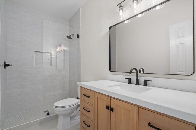 Downstairs full bathroom | Image 26