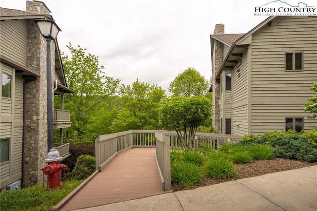 UNIT-1 - 491 Waterside Dr, Condo with 2 bedrooms, 2 bathrooms and null parking in Blowing Rock NC | Image 30