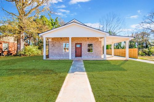 112 E Fambrough St, MONROE, GA, 30655-2831 | Card Image