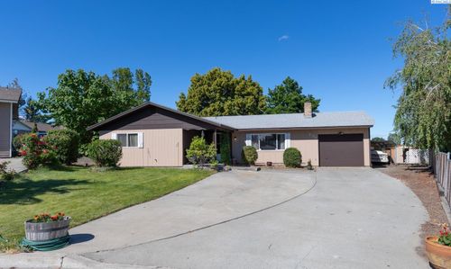 737 Darrin Court, Sunnyside, WA, 98944 | Card Image