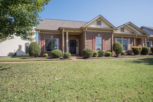 8914 Sawyer Brown Rd, Nashville, TN, 37221-2472 | Card Image