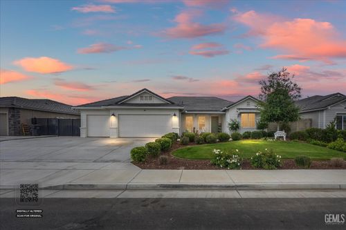 8719 Dromana Court, Bakersfield, CA, 93314 | Card Image