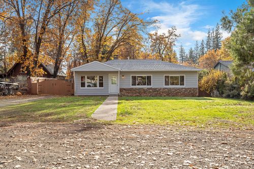 21642 S Cottonwood St, Burney, CA, 96013-9713 | Card Image