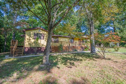 321 Church Dr, Lenoir City, TN, 37771-7949 | Card Image