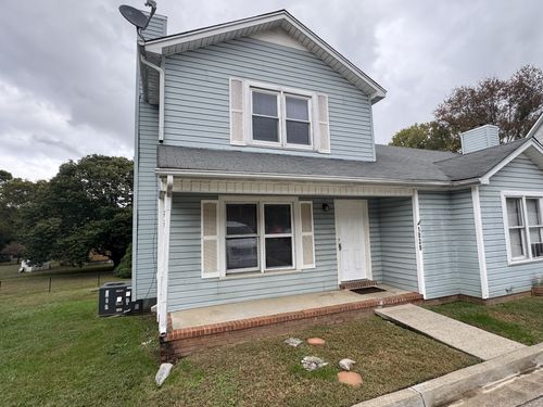 1039 Silver Point Dr, Murfreesboro, TN, 37130-5100 | Card Image