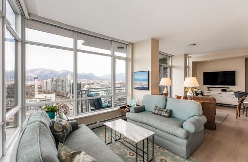 2402-1775 Quebec Street, Vancouver, BC, V5T0E3 | Card Image