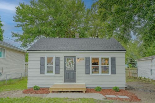310 Majestic Street Se, Kentwood, MI, 49548 | Card Image