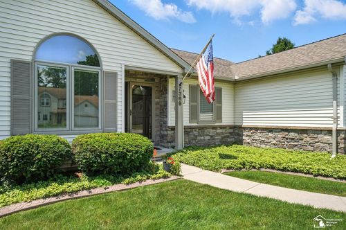7369 Apple Grove Ln, Temperance, MI, 48182-1569 | Card Image