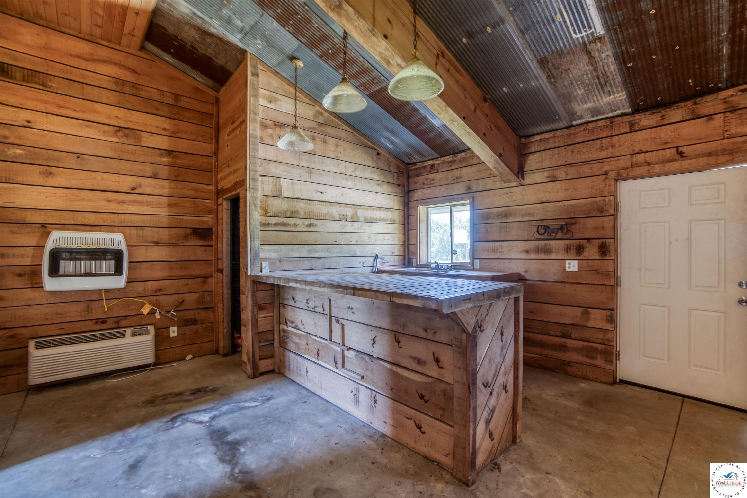 Commercial Sale in Weaubleau 4