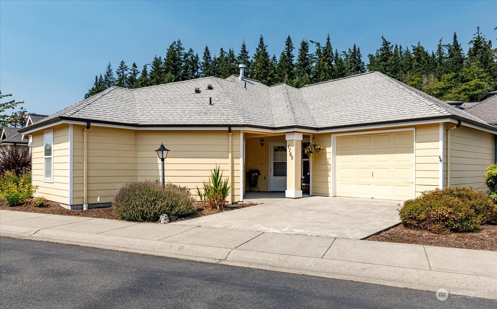 Compass Blvd, Freeland, WA 98249