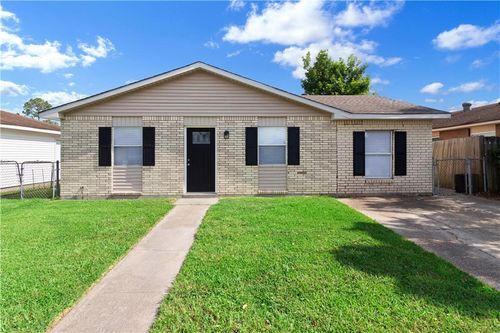 2616 Batiste Dr, Marrero, LA, 70072-5316 | Card Image