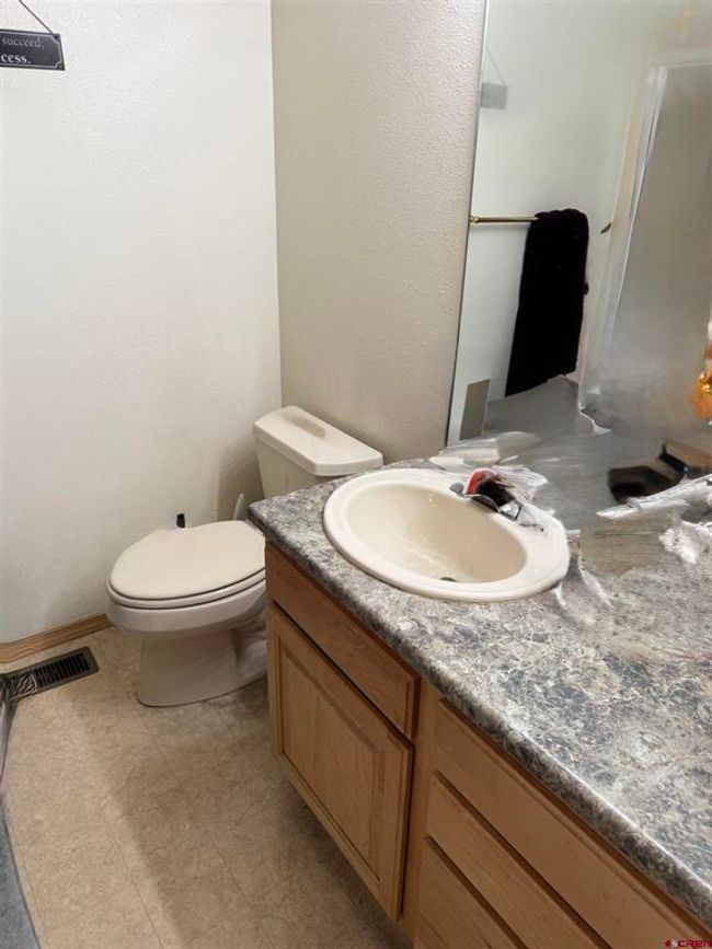 APT-1-6 - 1731 Bayfield Pkwy, Condo with 0 bedrooms, 12 bathrooms and 15 parking in Bayfield CO | Image 19