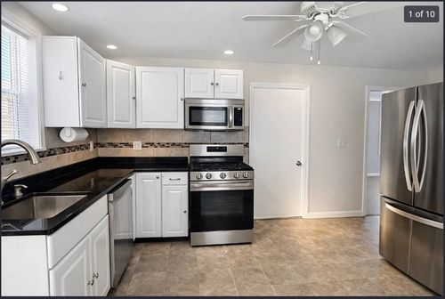 1-20 Hanson St, Salem, MA, 01970-1345 | Card Image