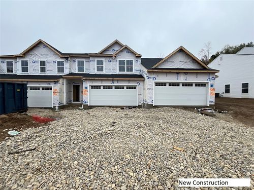 3512 Bushwillow Dr, Uniontown, OH, 44685-0200 | Card Image