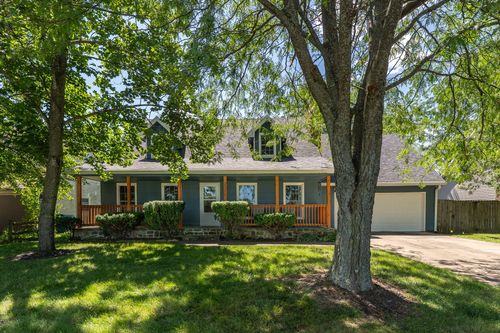 2311 S Golden Ave, Springfield, MO, 65807-3202 | Card Image
