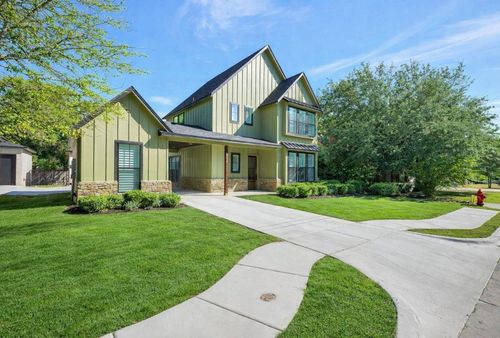 514 W Spring St, Weatherford, TX, 76086-3230 | Card Image