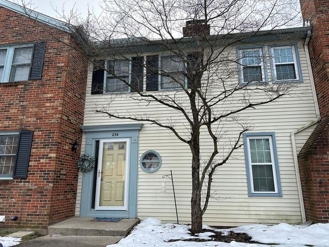 234 Independence Dr, Condo with 2 bedrooms, 3 bathrooms and null parking in Chillicothe OH | Image 22