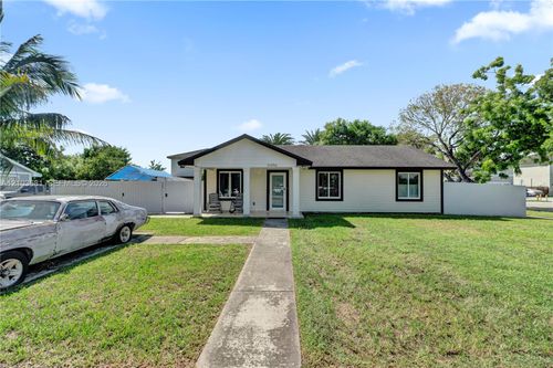11496 Sw 227th Ter, Miami, FL, 33170 | Card Image
